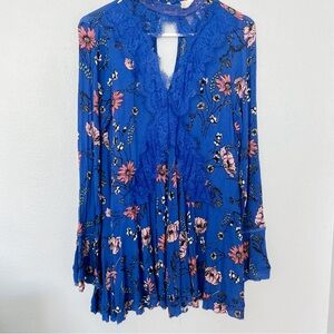 Altar’d State Leora Tunic Top Long Sleeve